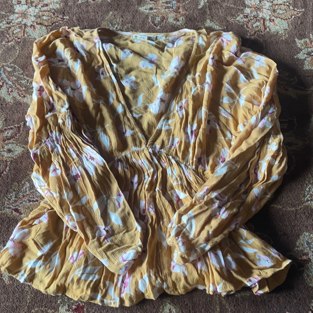 Long sleeve top